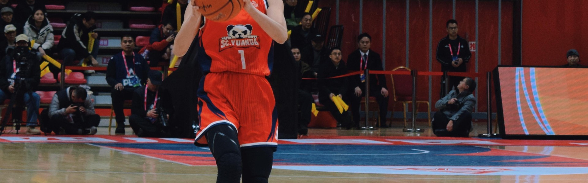 世界杯官方直播平台下载-击败联盟第1！中国女篮30岁王牌归来5胜0负不败：宫帅需重用她？